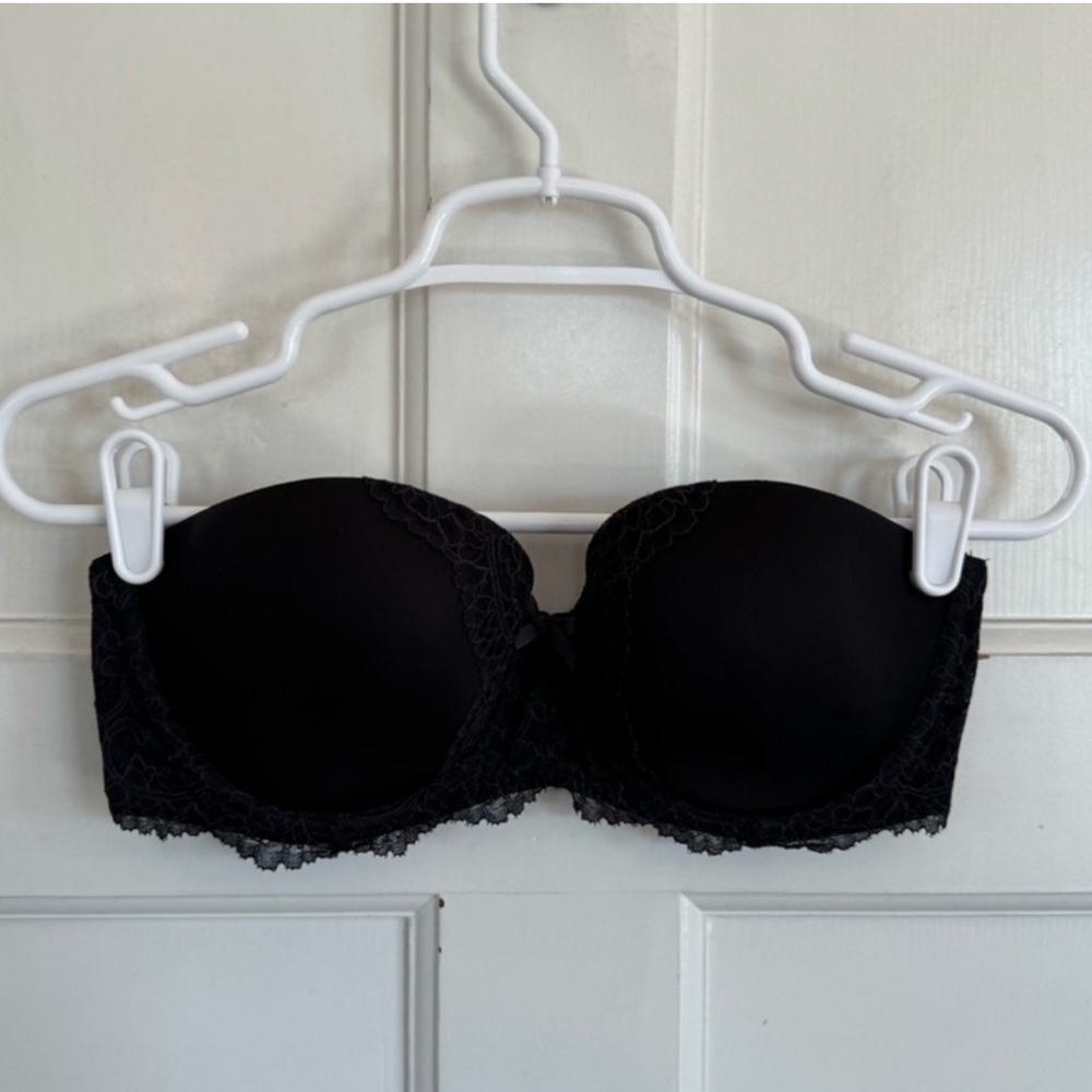 Victoria’s Secret black lace‎ multi way strapless bra size 34D